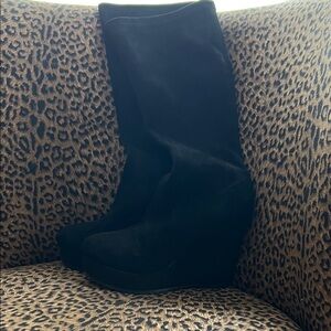 SHEIN Black Wedge Boots